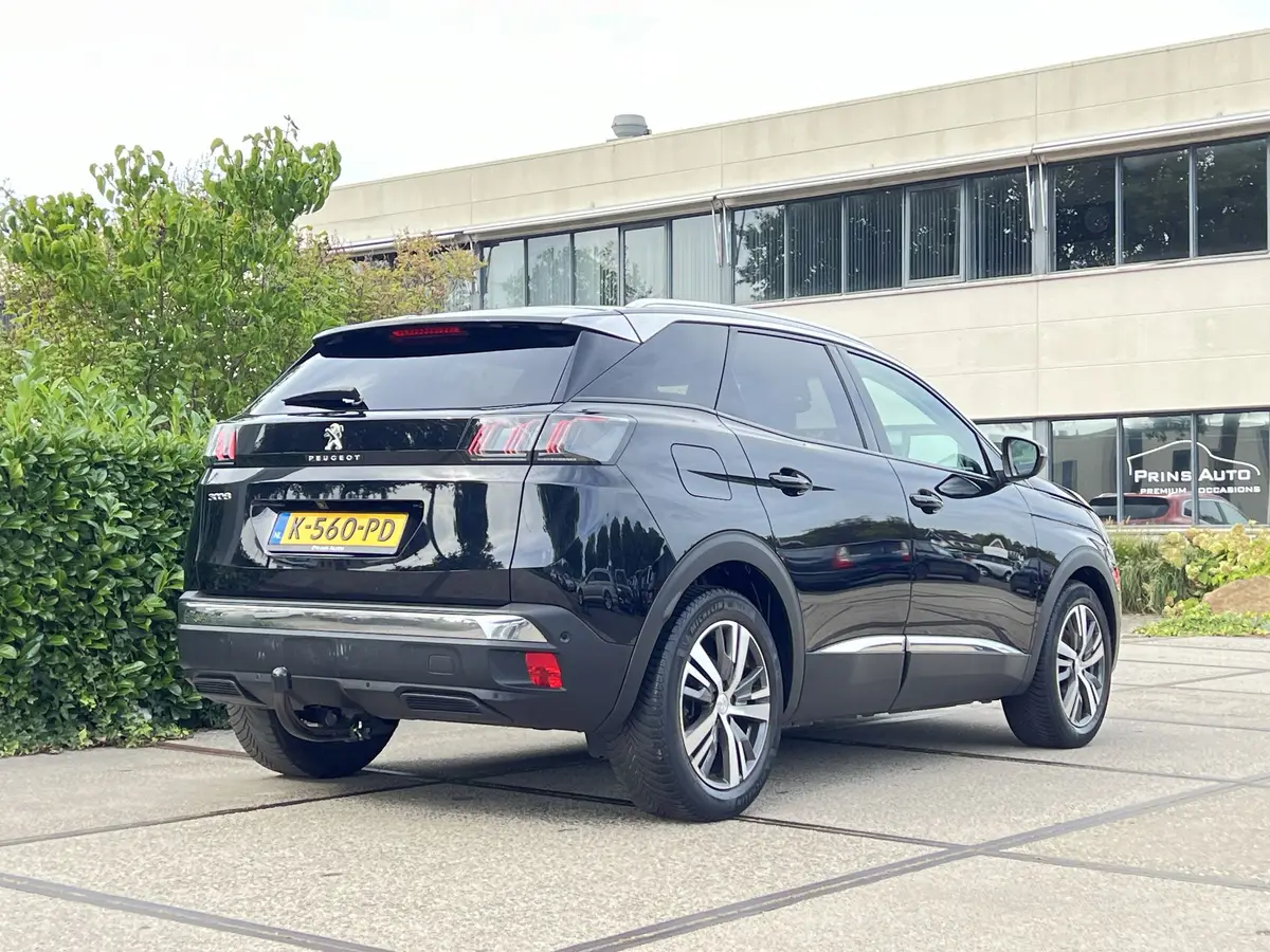 Peugeot 3008 1.2 PureTech Blue Lease Allure: foto 2