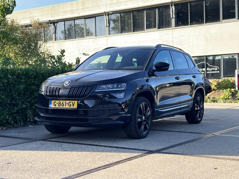 Škoda Karoq 1.5 TSI ACT Sportline Business 2019 leasen bij DreamLease: foto 1