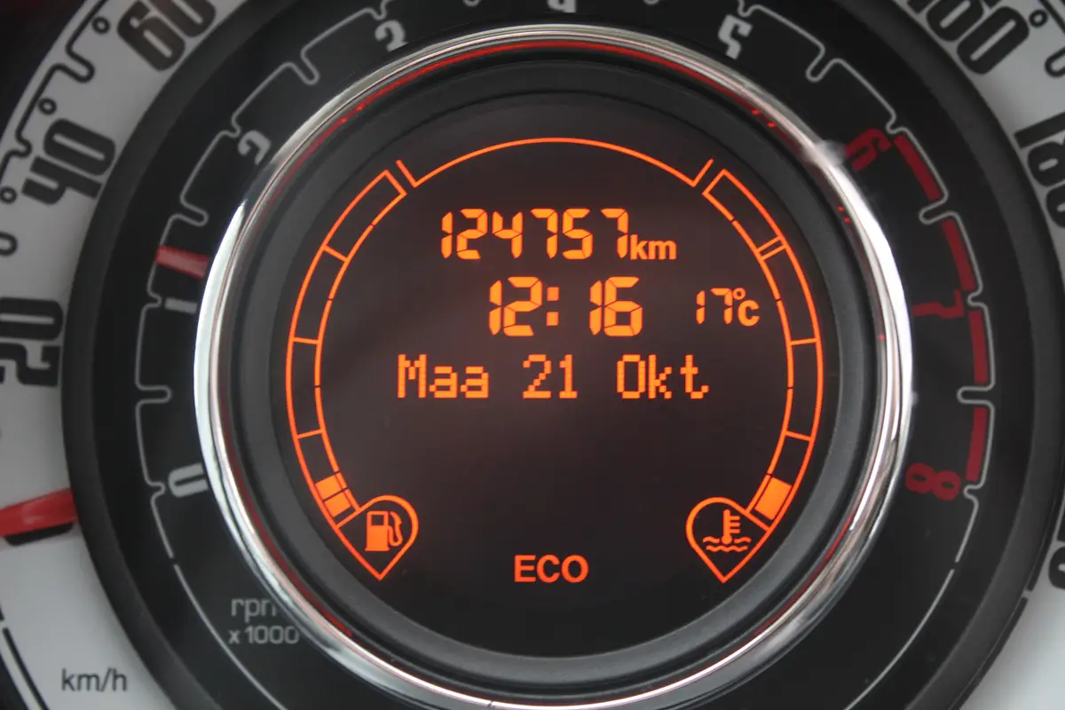 Fiat 500C 0.9 TwinAir Lounge: foto 26