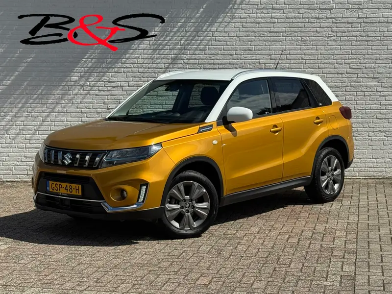 Suzuki Vitara 1.4 Boosterjet Select Smart Hybrid Camera Dodehoek Adaptieve cruise Clima Verwarmde stoelen 2023 leasen bij DreamLease: foto 1