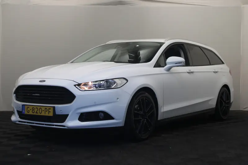 Ford Mondeo Wagon 2.0 TDCi Titanium 2016 leasen bij DreamLease: foto 1