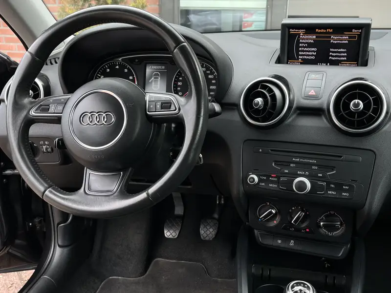 Audi A1 1.2 TFSI Admired 2013 leasen bij DreamLease: foto 2