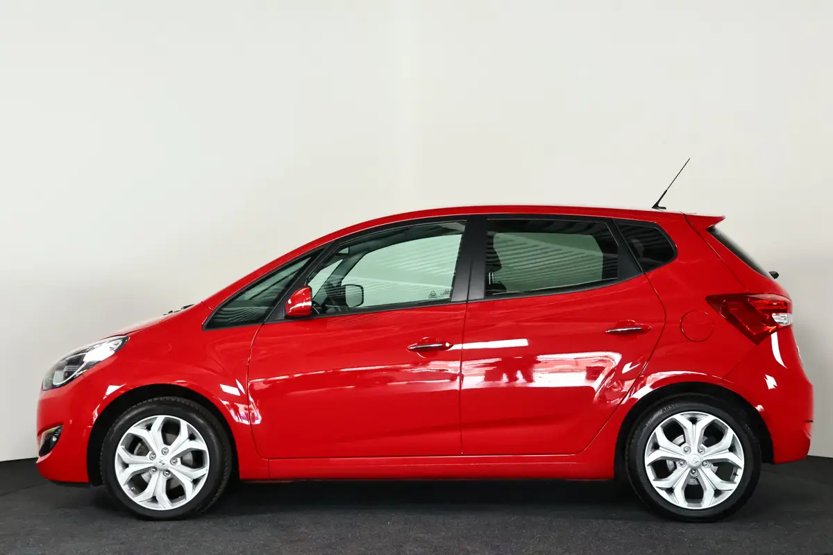 Hyundai ix20 1.4i 5 Star Edition Gold: foto 23