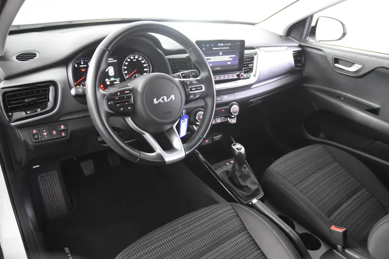 Kia Stonic 1.0 T-GDi MHEV Vision *1ste Eigenaar*Navigatie*Camera*Carplay* 2023 leasen bij DreamLease: foto 2