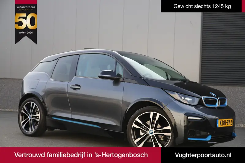BMW i3 Executive 120Ah 42 kWh/Schuifdak/Adaptive/Carplay/Camera/W-pomp/3-fase/20" 2021 leasen bij DreamLease: foto 1