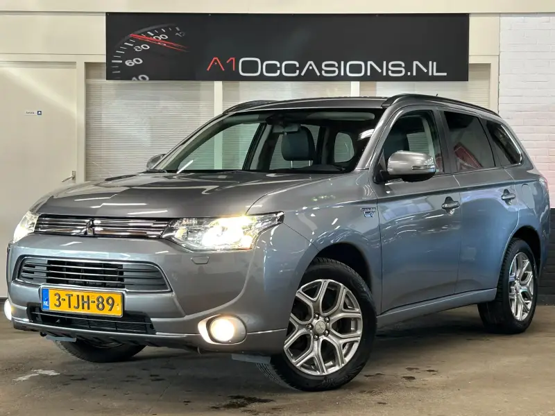 Mitsubishi Outlander 2.0 PHEV Intense + 2014 leasen bij DreamLease: foto 2