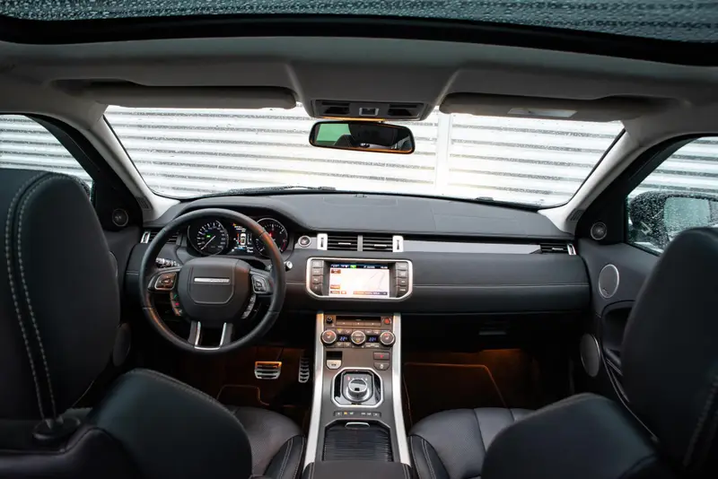 Land Rover Range Rover Evoque 2.2 SD4 4WD Prestige 2013 leasen bij DreamLease: foto 2