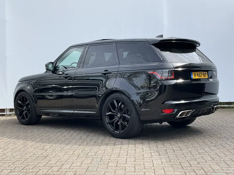 Land Rover Range Rover Sport A 5.0 V8 SC SVR 575 Carbon Santorini Black 22" Full Package 2020 leasen bij DreamLease: foto 2