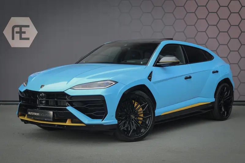Lamborghini Urus SE 4.0 V8 Hybrid | AKRAPOVIC | ADAPTIVE | TREKHAAK | MASSAGE | STOELVERWARMING & VERKOELING | SUEDE HEMEL | B&O 3D AUDIO | 2026 leasen bij DreamLease: foto 2