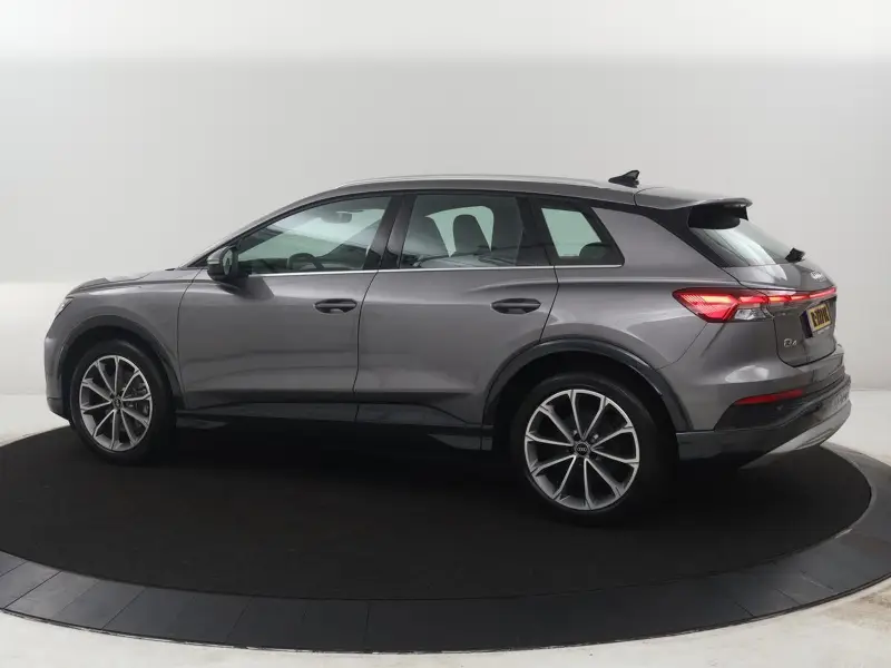 Audi Q4 e-tron 45 quattro Advanced edition 77 kWh 2022 leasen bij DreamLease: foto 2