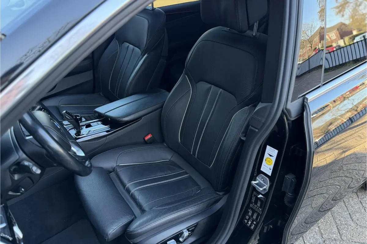 BMW 6 Serie 640i xDrive GT Luxury Line | Panodak | Comfortleder | Camera | LED | Navi Prof.: foto 2