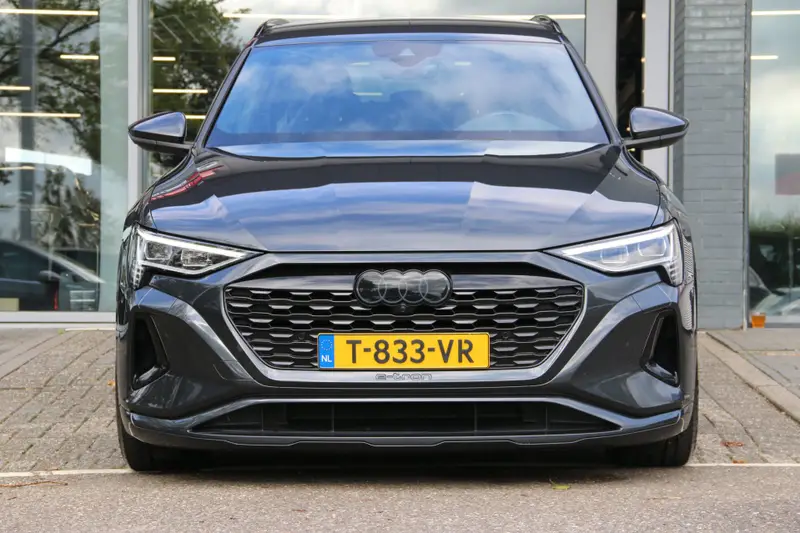 Audi Q8 e-tron 50 quattro Edition 95 kWh BTW-AUTO NL-AUTO NAP! 2023 leasen bij DreamLease: foto 2