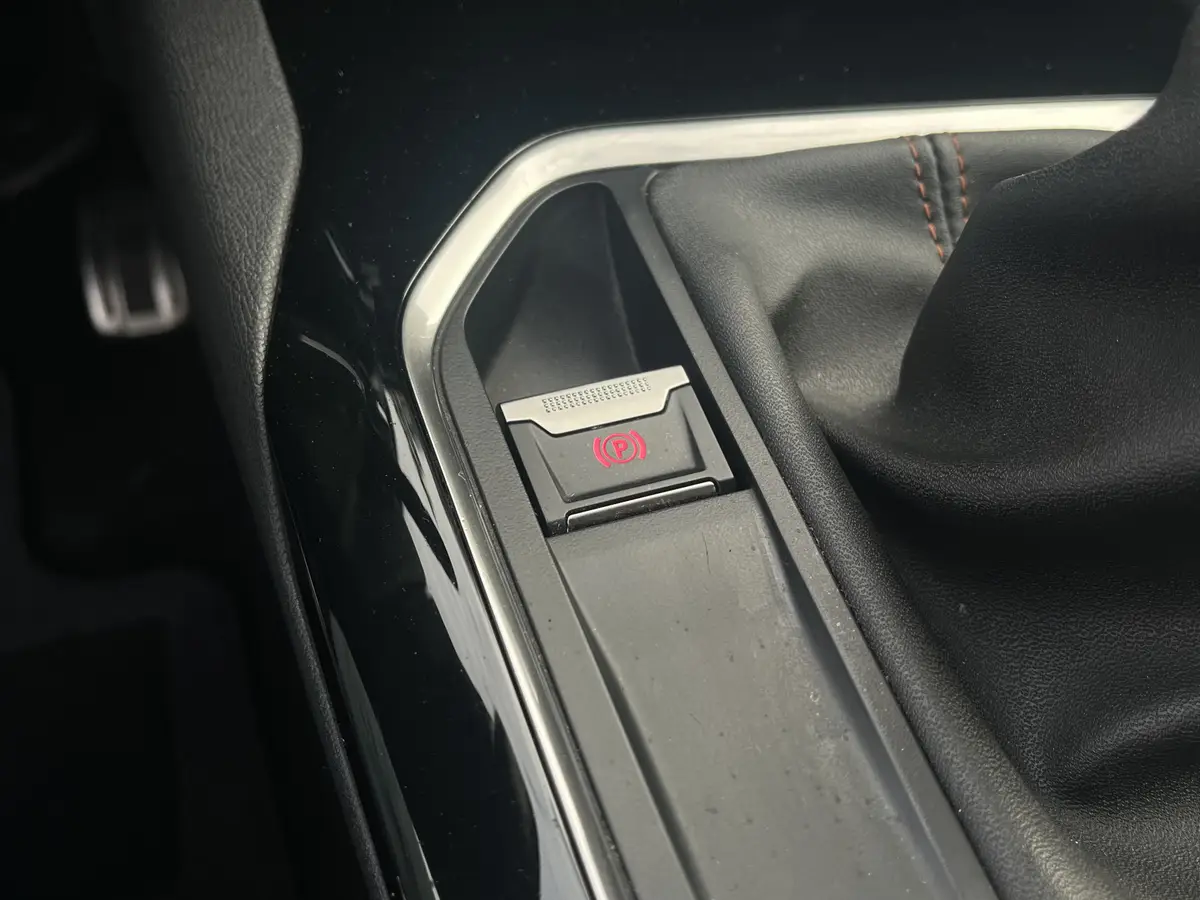Peugeot 3008 1.2 PureTech Blue Lease Executive: foto 32