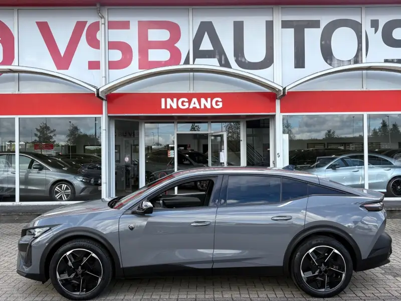 Peugeot 408 1.2 PURETECH 130PK AUT. GT NARDO-GREY NAVI CAMERA CARPLAY AIRCO LMV PDC 2023 leasen bij DreamLease: foto 2