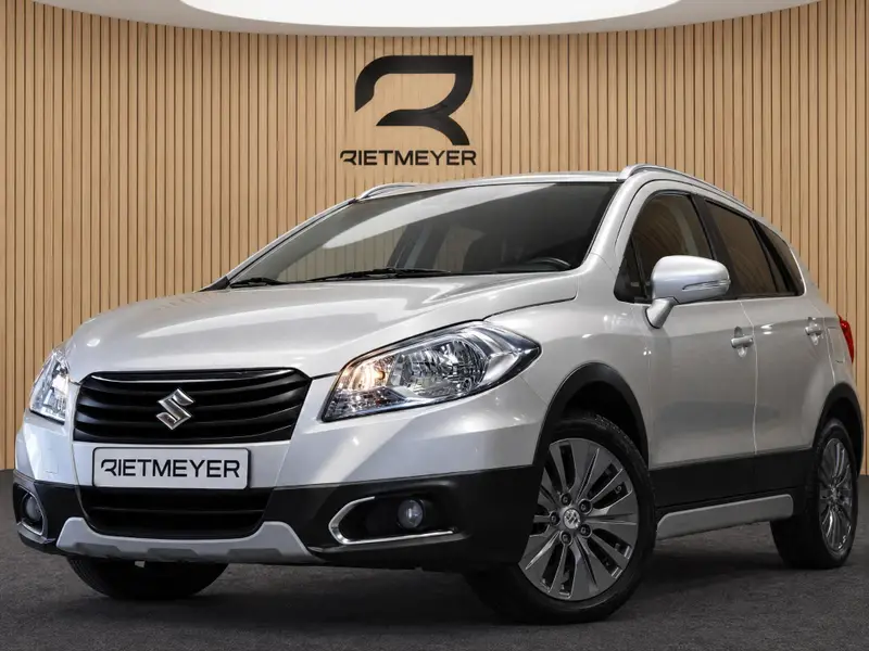 Suzuki S-Cross SX4 1.6 Exclusive 2014 leasen bij DreamLease: foto 1