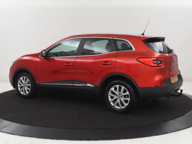 Renault Kadjar 1.2 TCe Zen | Trekhaak | Navigatie | Keyless | 2015 leasen bij DreamLease: foto 2