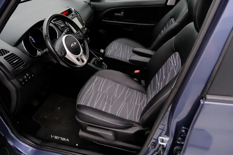 Kia Venga 1.4 CVVT Edition *47.000km!* Pano|1e Eig!|Half Leder|Navi|Cam|Clima|LMV 2018 leasen bij DreamLease: foto 2