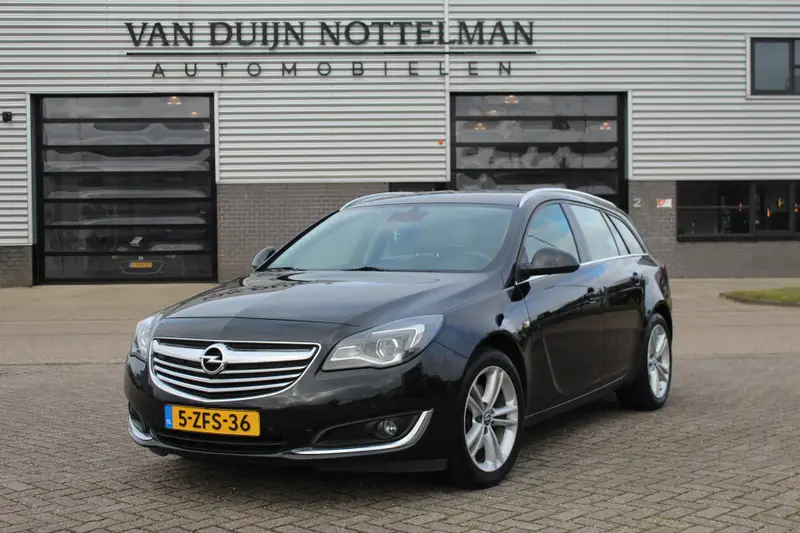 Opel Insignia Sports Tourer 1.6 T Business+ 2015 leasen bij DreamLease: foto 1
