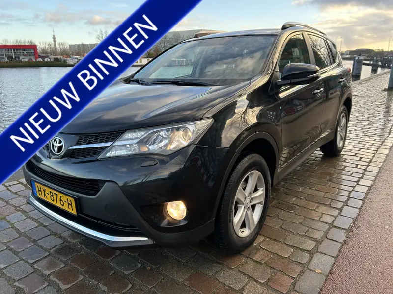 Toyota RAV4 2.0 Dynamic 4WD 2013 leasen bij DreamLease: foto 1