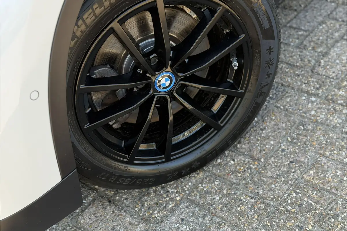 BMW X1 xDrive25e | Elektrische Klep | PDC V + A | LED | Apple Carplay | DAB | 35x op voorraad !: foto 40