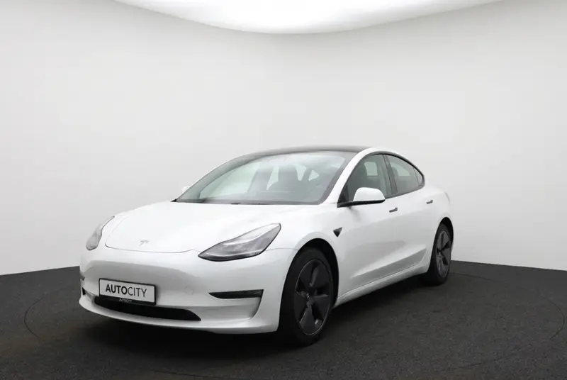 Tesla Model 3 Long Range AWD 75kWh 85% SOH Pano | Autopilot | Camera | Stoelverwarming 2020 leasen bij DreamLease: foto 1