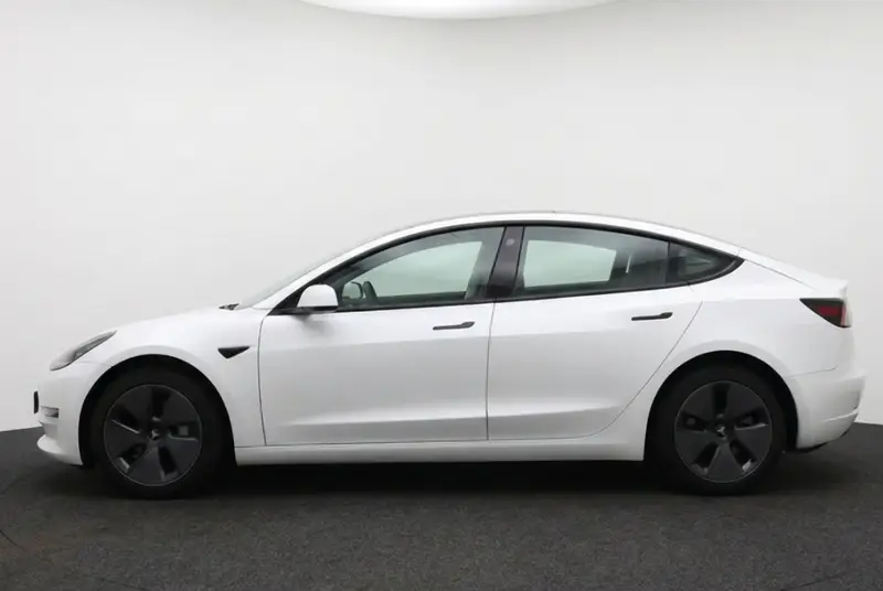 Tesla Model 3 Long Range AWD 75kWh 85% SOH Pano | Autopilot | Camera | Stoelverwarming 2020 leasen bij DreamLease: foto 2