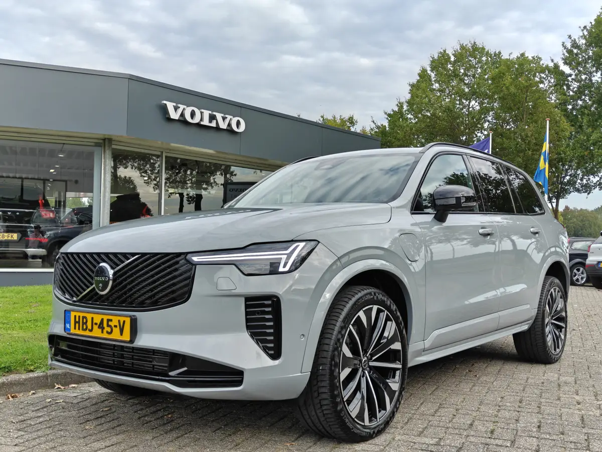 Volvo XC90 T8 455PK Plug-in hybrid AWD Ultra Dark: foto 2