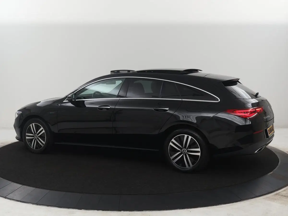 Mercedes-Benz CLA Shooting Brake 250 e Business Solution Luxury Limited: foto 2