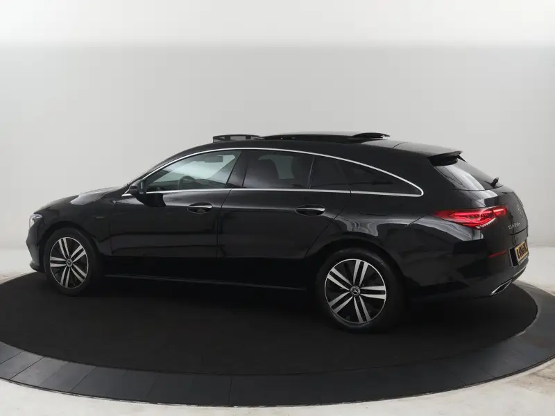 Mercedes-Benz CLA Shooting Brake 250 e Business Solution Luxury Limited 2021 leasen bij DreamLease: foto 2