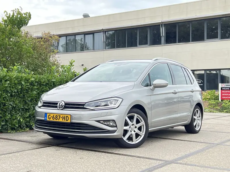 Volkswagen Golf Sportsvan 1.5 TSI ACT Highline 2019 leasen bij DreamLease: foto 1