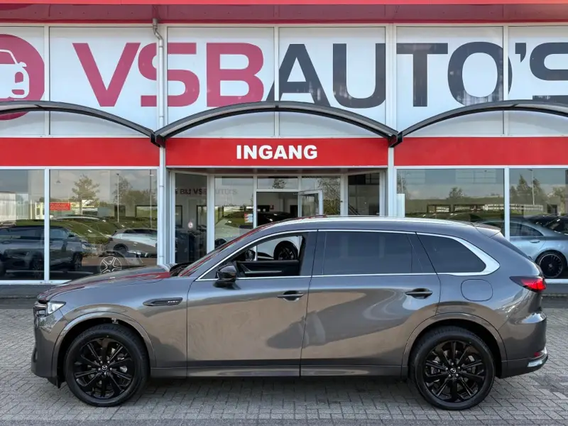 Mazda CX-80 2.5 E-SKYACTIV AWD PLUG-IN HONURA PLUS 7PERS. AUT. PANO LEER NAVI EL STOELEN 2026 leasen bij DreamLease: foto 2