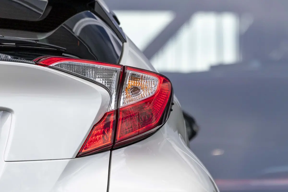 Toyota C-HR 1.2 Urban: foto 39