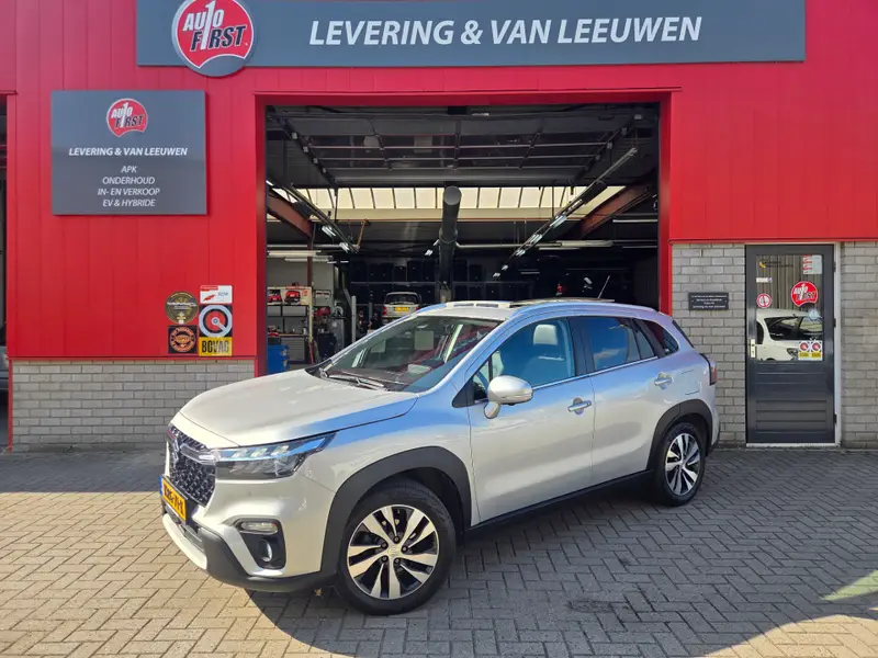Suzuki S-Cross 1.4 Boosterjet Style Smart Hybrid/ Trekhaak/ Navigatie/ Parkeersensoren V+A/ Panorama dak/ Rijklaarprijs! 2024 leasen bij DreamLease: foto 1