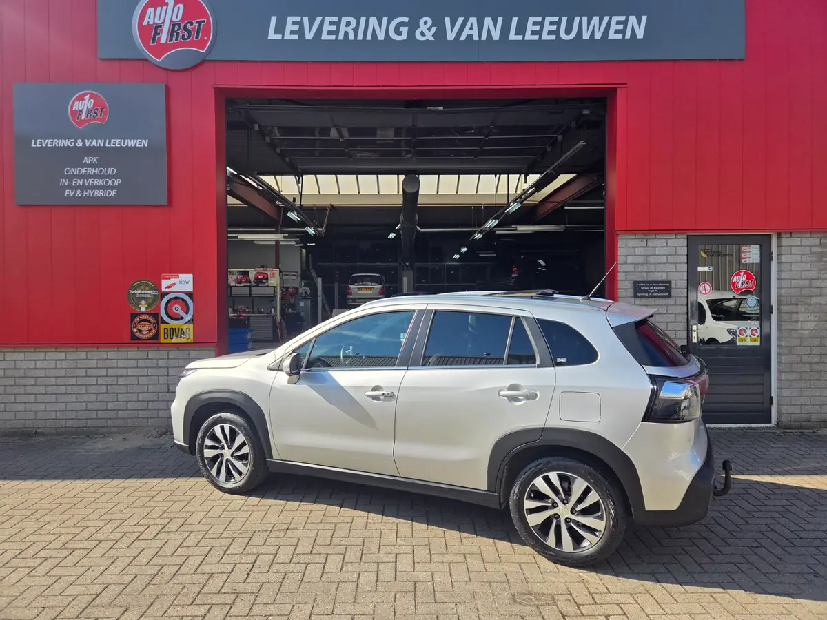 Suzuki S-Cross 1.4 Boosterjet Style Smart Hybrid/ Trekhaak/ Navigatie/ Parkeersensoren V+A/ Panorama dak/ Rijklaarprijs!: foto 2
