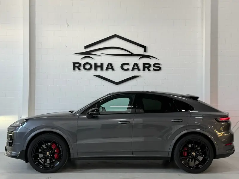 Porsche Cayenne Coupé 3.0 E-Hybrid*Luchtvering*Sportchrono*Facelift* 2023 leasen bij DreamLease: foto 2