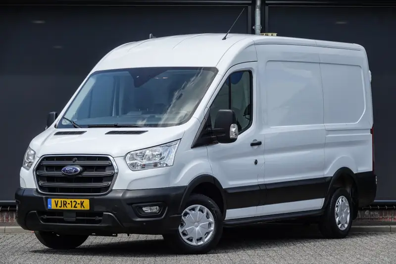 Ford Transit L2H2 2.0Tdci 130Pk | Trend | Stoel-Bank | Trekhaak 2021 leasen bij DreamLease: foto 1