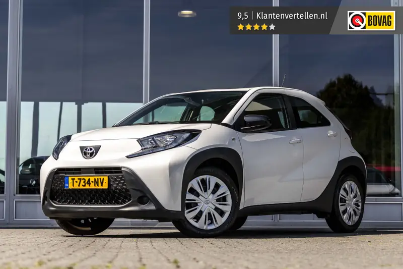 Toyota Aygo X 1.0 VVT-i MT Play 2023 leasen bij DreamLease: foto 1