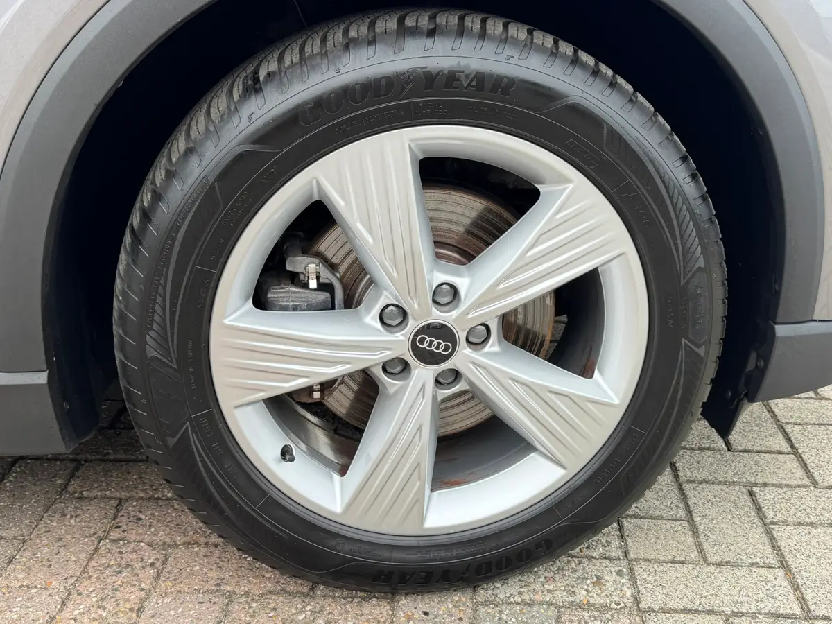 Audi Q4 e-tron 35 Launch edition 55 kWh SOH 91% Navi Carplay Leder Stoelverw All-Season banden PDC V+A Clima: foto 62