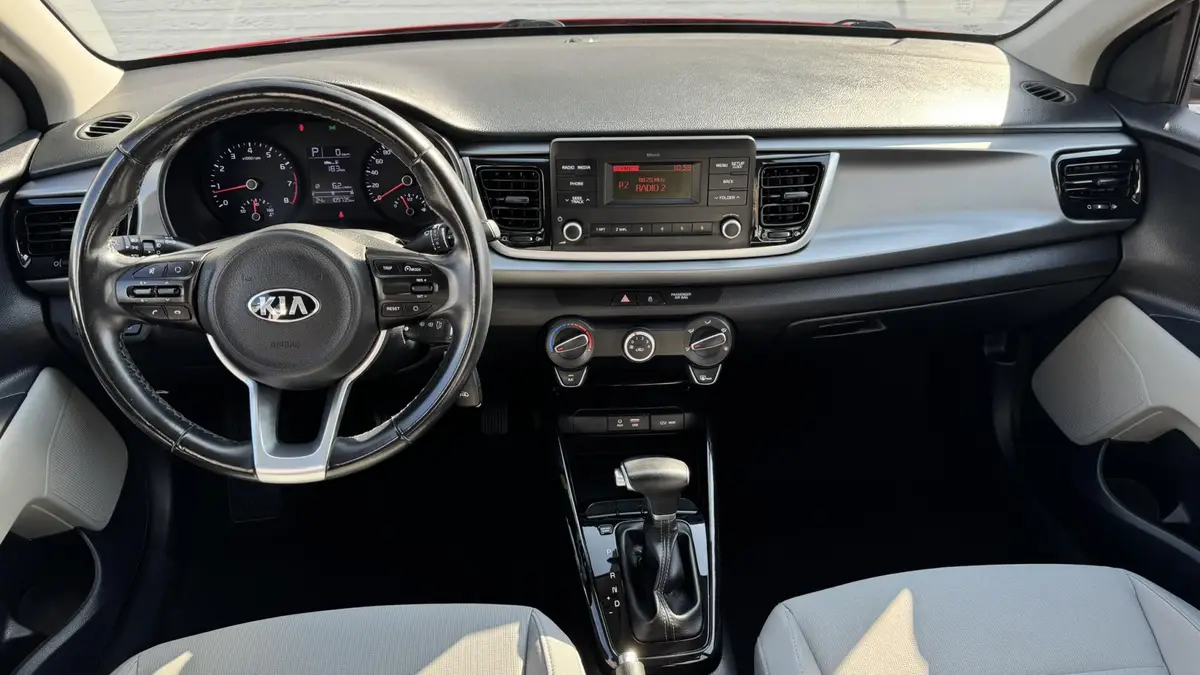 Kia Rio 1.4 ComfortLine Dealer onderhouden Cruise control Airco Elektrisch bedienbare ramen: foto 2