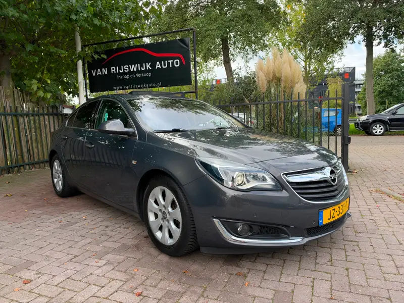 Opel Insignia 1.6 CDTI EcoFLEX Xenon Leder Camera Ex Bpm Dealer Ond 2016 leasen bij DreamLease: foto 1