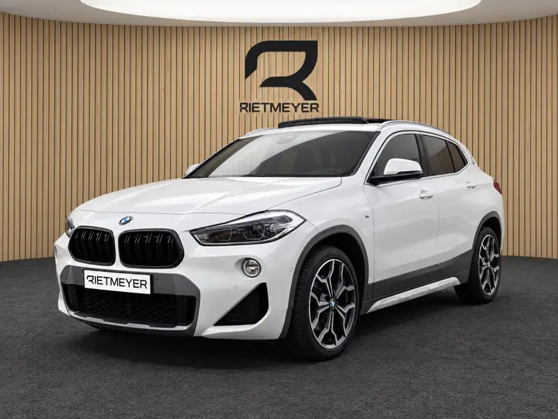 BMW X2 sDrive20i High Executive 2018 leasen bij DreamLease: foto 1