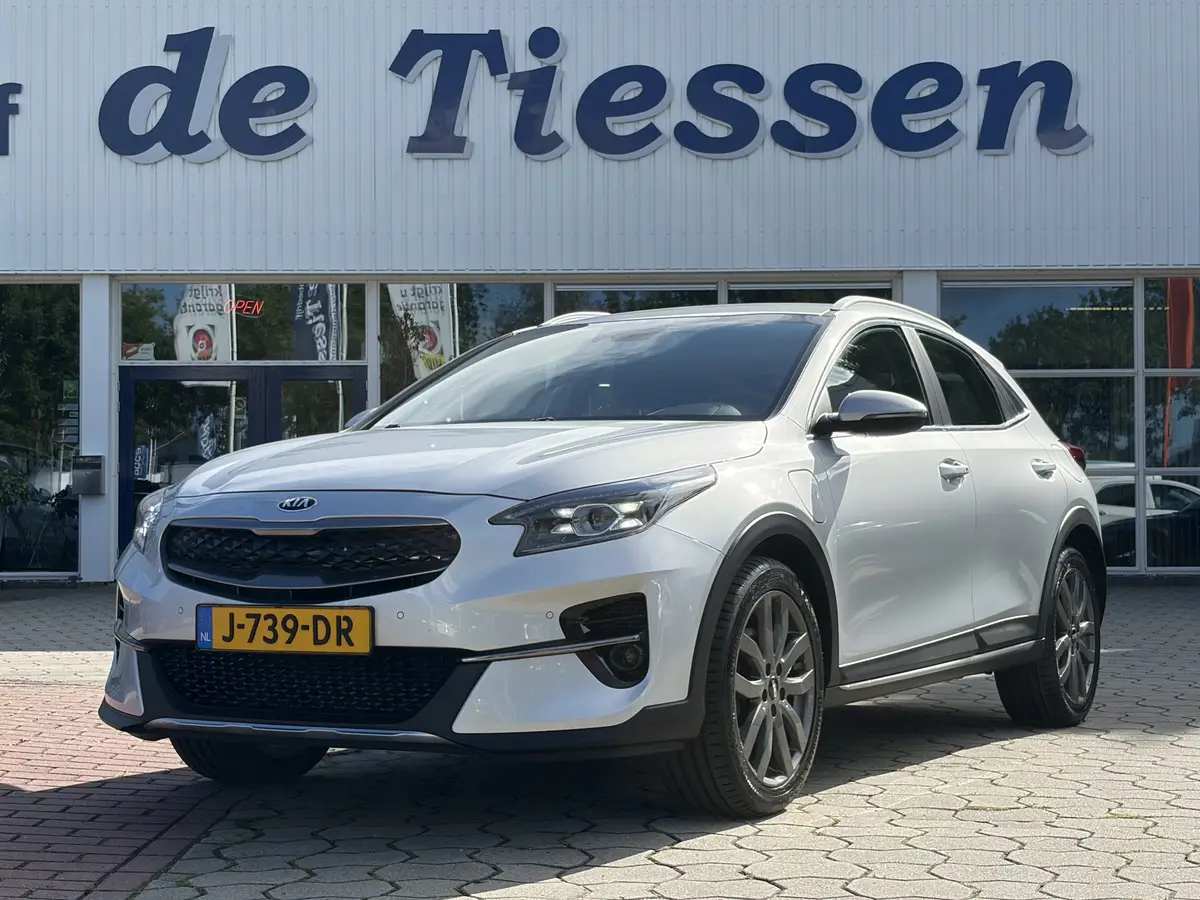 Kia XCeed 1.6 GDi PHEV DynamicLine: foto 2