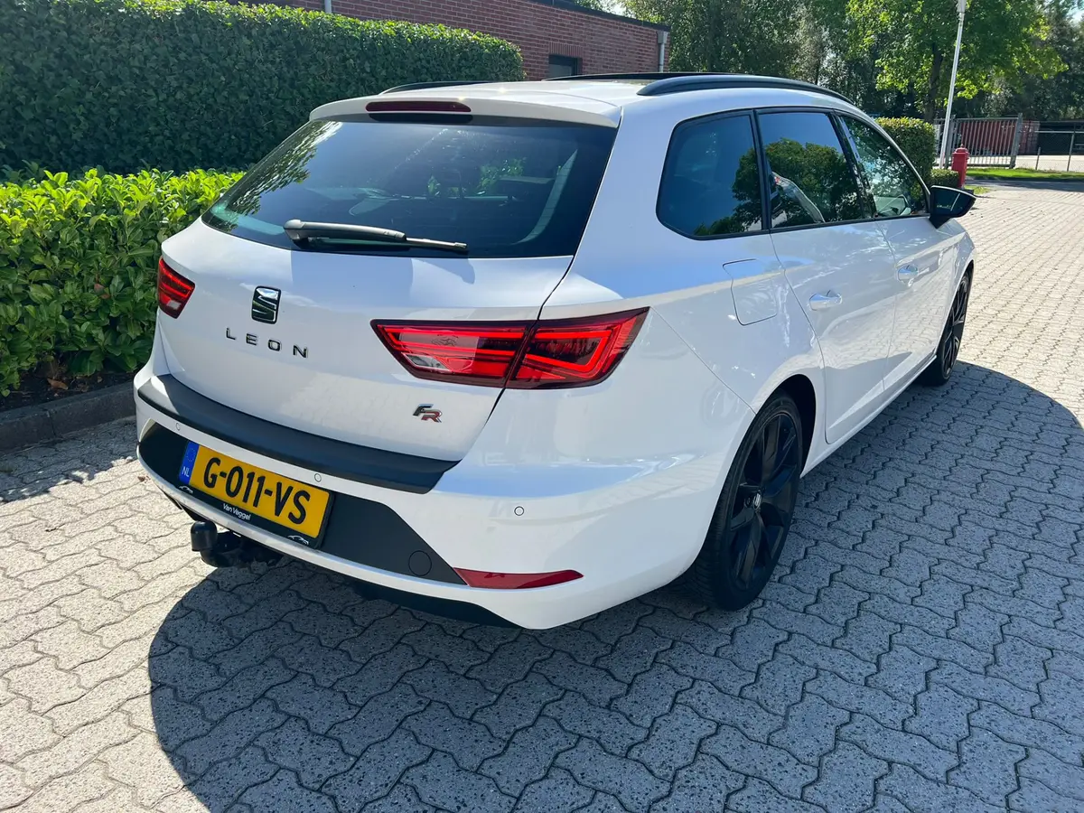 SEAT Leon ST 1.5 TSI FR Business Intense: foto 28