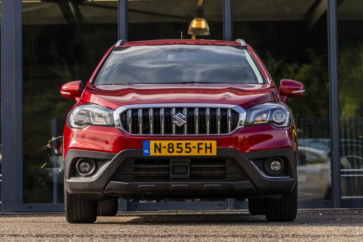Suzuki S-Cross 1.4 Boosterjet Select Smart Hybrid: foto 2
