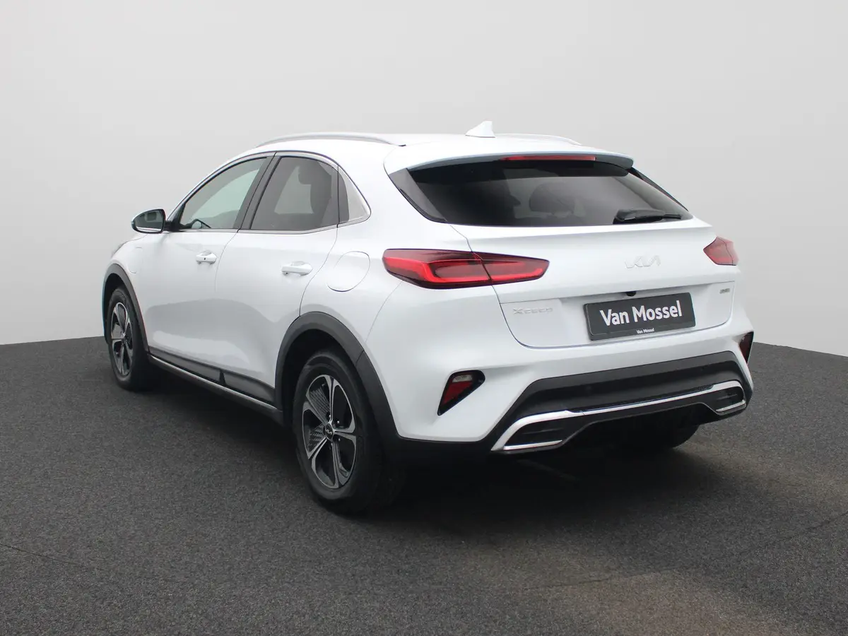 Kia XCeed 1.6 GDi PHEV DCT Business Line: foto 2