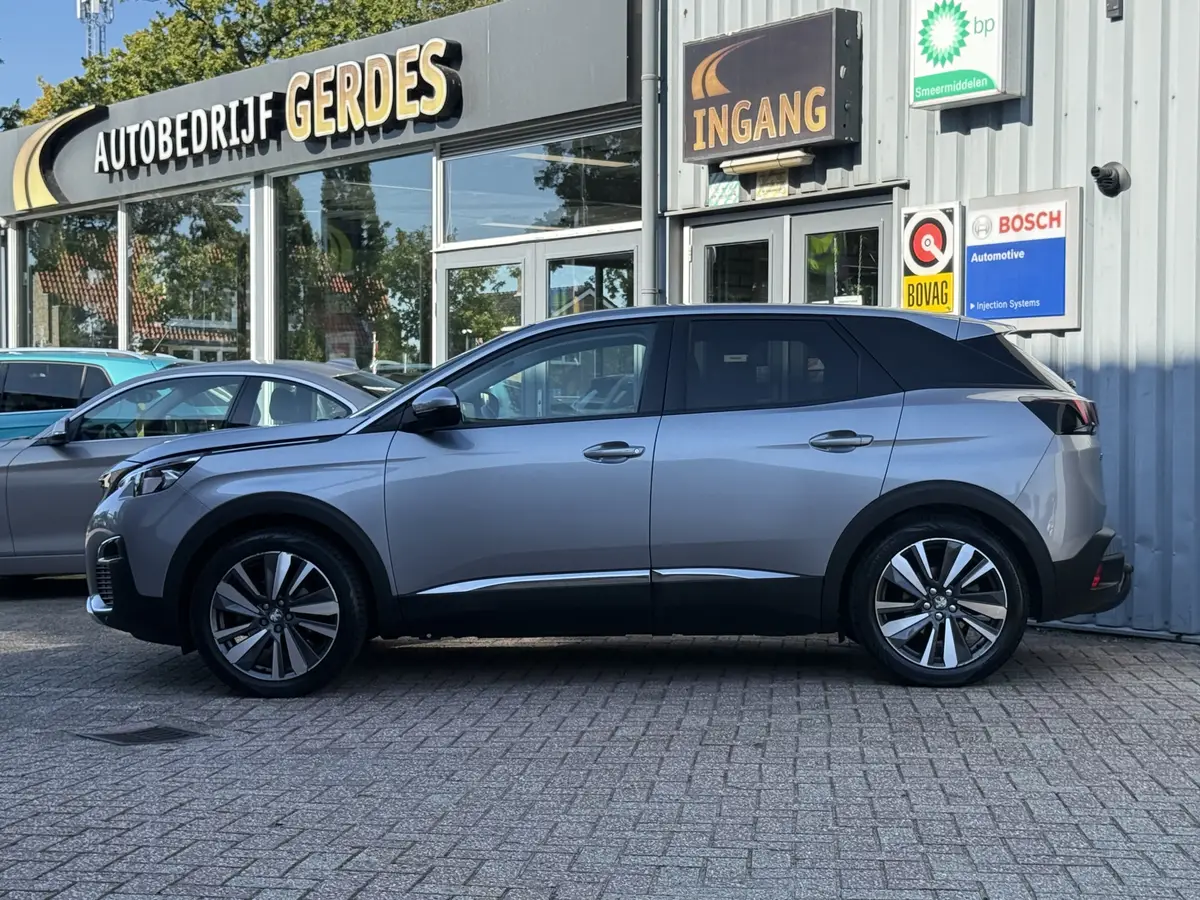 Peugeot 3008 1.2 PureTech Allure: foto 2