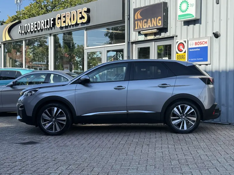 Peugeot 3008 1.2 PureTech Allure 2019 leasen bij DreamLease: foto 2