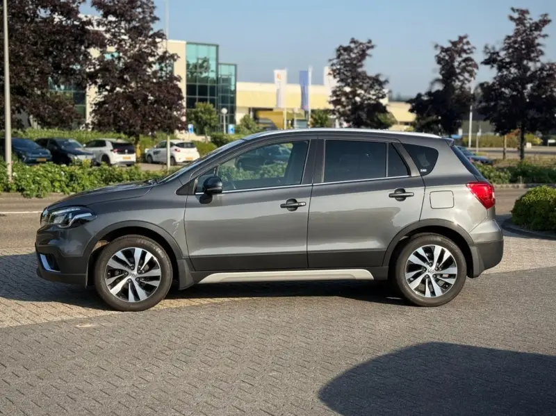Suzuki S-Cross 1.4 BOOSTERJET SMARTHYBRID SELECT CARPLAY ADD. CRUISE 2020 leasen bij DreamLease: foto 2