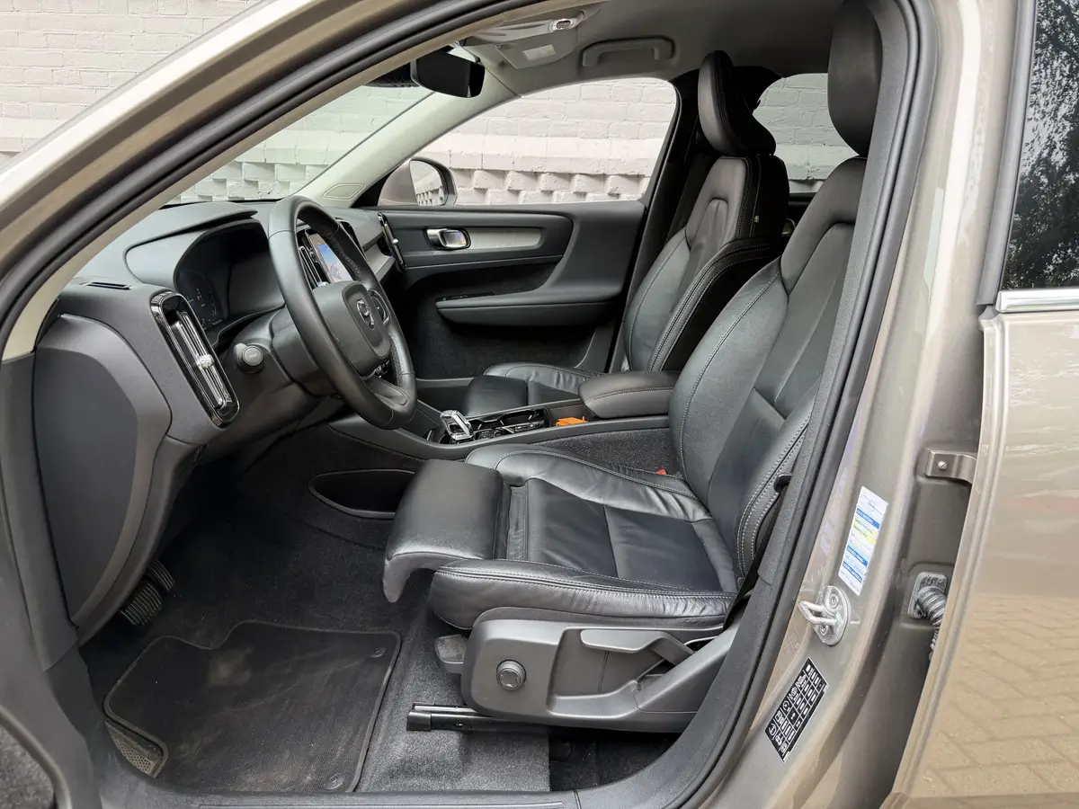 Volvo XC40 1.5 T5 Recharge Inscription Leer Achteruitrijcamera Carplay: foto 2