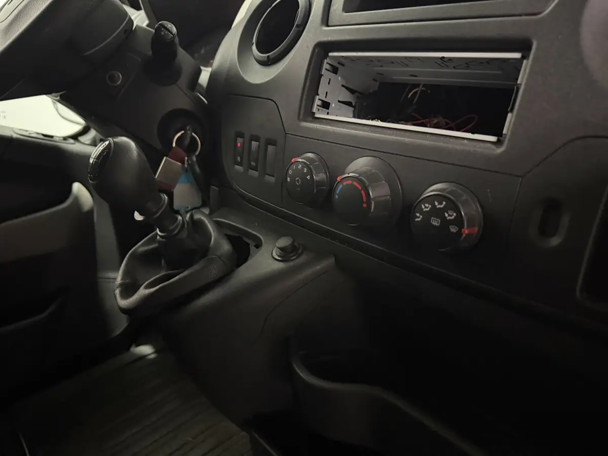 Renault Master T35 2.3 dCi L4H3 - Dubbel lucht - Koel wagen: foto 19